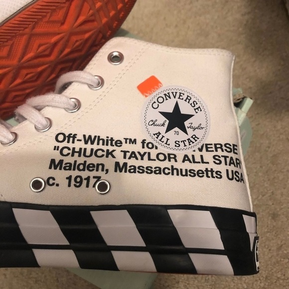 Offwhite Converse - Picture 2 of 6